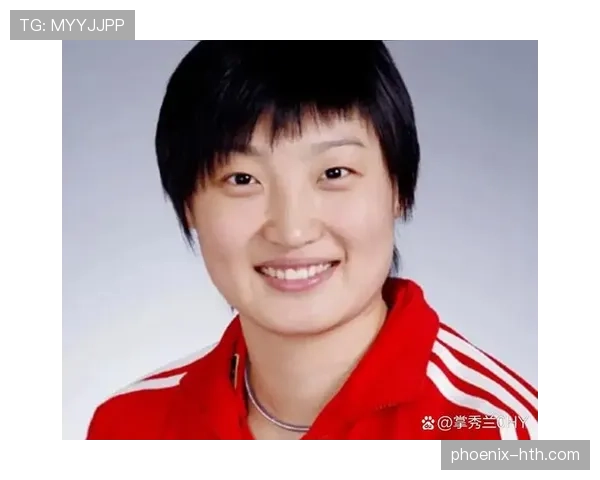 杨昊训练完直接啃鸡腿?这自律人设有点绷不住啊 杨昊训练完直接啃鸡腿?这自律人设有点绷不住啊
