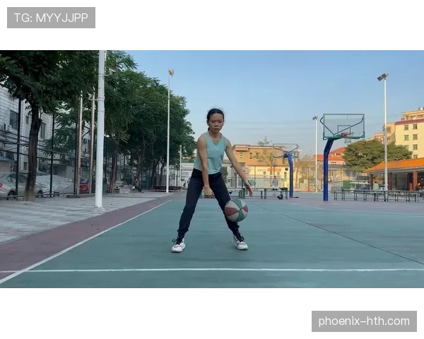 深度解析篮球运球变向规则的界定标准 深度解析篮球运球变向规则的界定标准
